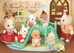 Calico Critters Sweet Raspberry Home Gift Set, Dollhouse Playset With 3 Collectible Figures, Furniture And Accessories -Doll Sale Shop GUEST 657f53da 52c5 44b7 97d8 ef69272241f0