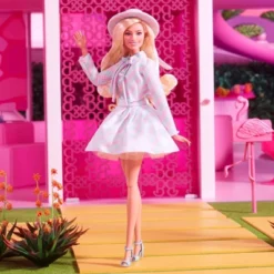 Barbie: The Movie Collectible Doll Margot Robbie As Barbie In Plaid Matching Set -Doll Sale Shop GUEST e045d6ff 4f72 4676 b42a 6959256d1e4e